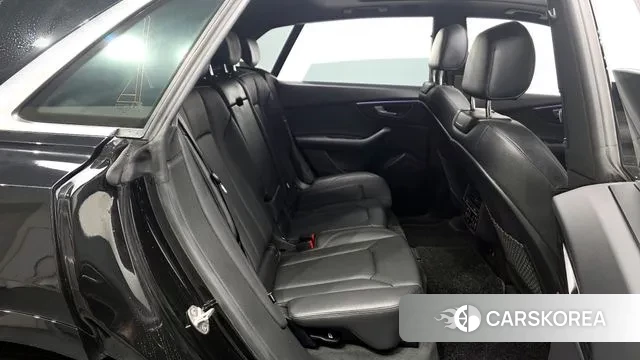 Audi Q8 (4M) id 3237028 из Кореи 3