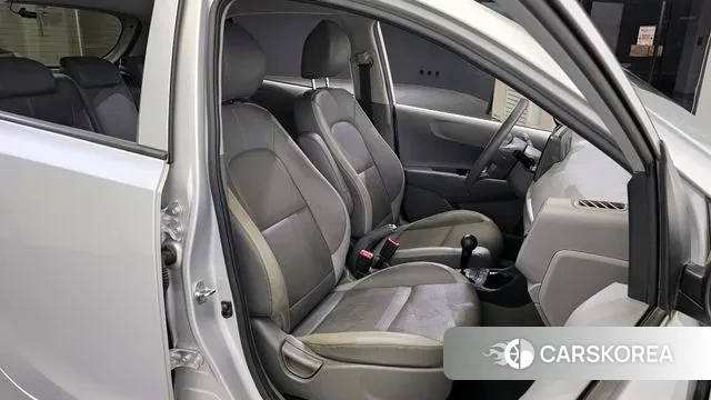 Kia Morning Urban (JA) 2021 Серебряный из Кореи, фото 3