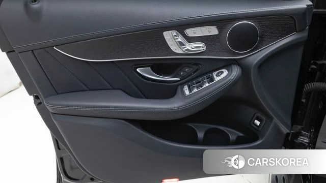 Mercedes-Benz GLC-Class X253 2023 Черный из Кореи, фото 3