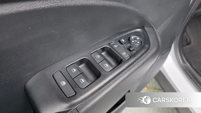 Hyundai Venue 2021 Белый из Кореи, фото 3