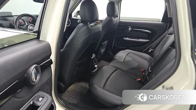 Mini Cooper D Clubman 2018 Жемчужный цвет из Кореи, фото 3