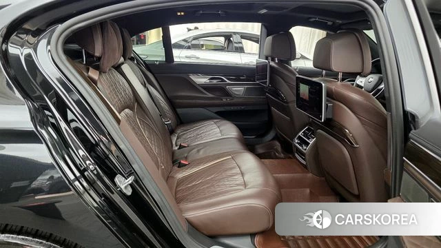 BMW 7 Series (G11) 2020 Черный из Кореи, фото 3