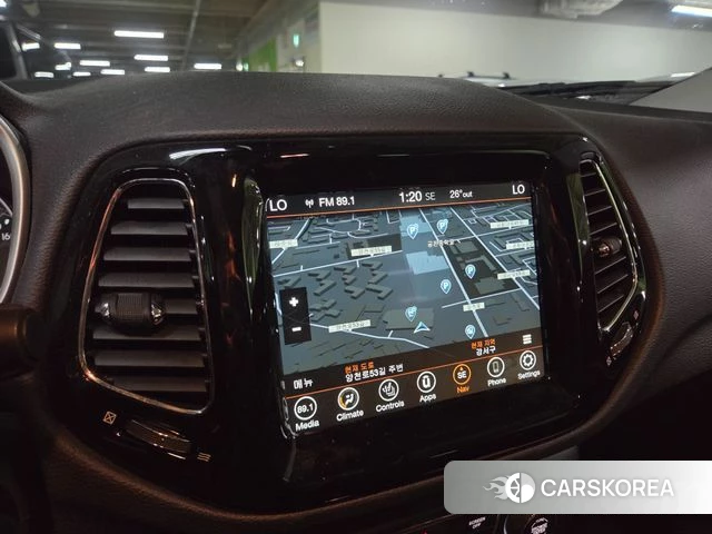 Jeep Compass 2nd Generation 2021 Белый из Кореи, фото 3