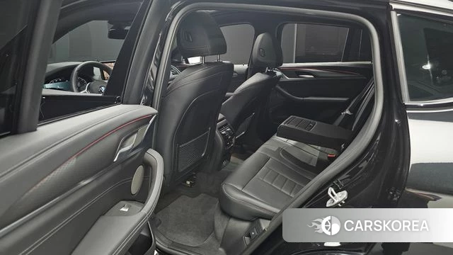 BMW X4 (G02) 2025 Черный из Кореи, фото 3