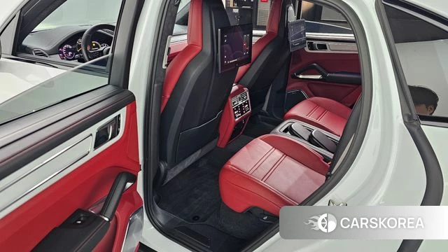 Porsche Cayenne (PO536) 2023 Белый из Кореи, фото 3