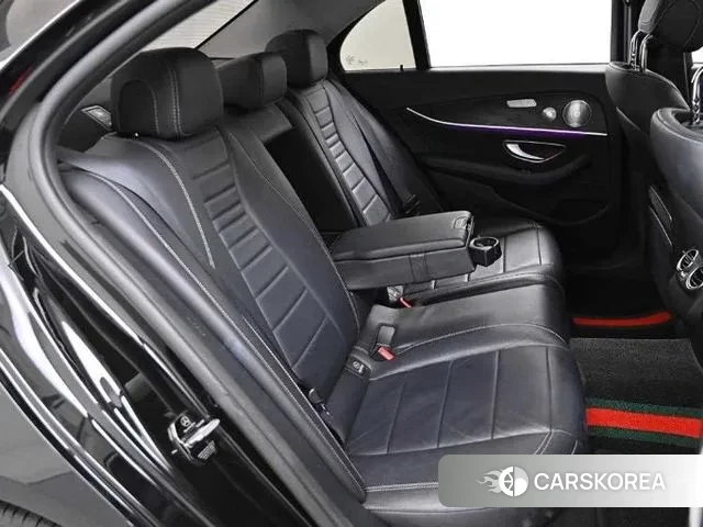 Mercedes-Benz E-Class W213 2020 Черный из Кореи, фото 3