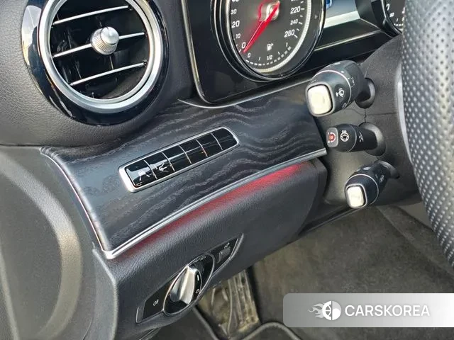 Mercedes-Benz E-Class W213 2018 Черный из Кореи, фото 3