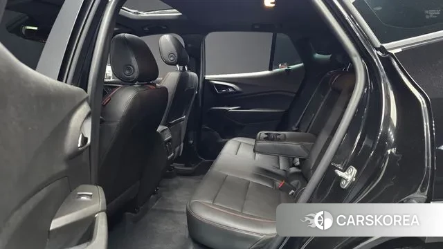 Chevrolet (GM Daewoo) Trax Crossover 2024 Черный из Кореи, фото 3