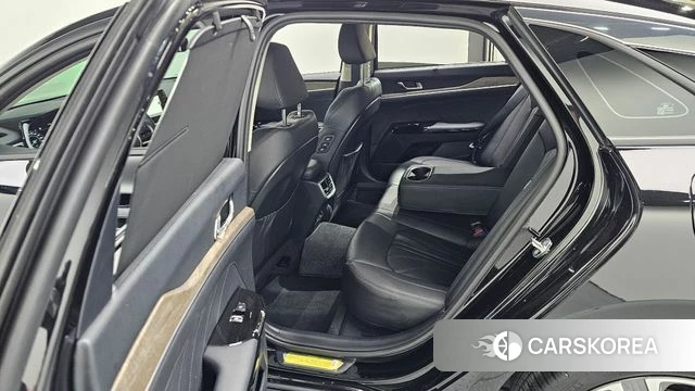 Kia K5 3rd generation 2023 Черный из Кореи, фото 3