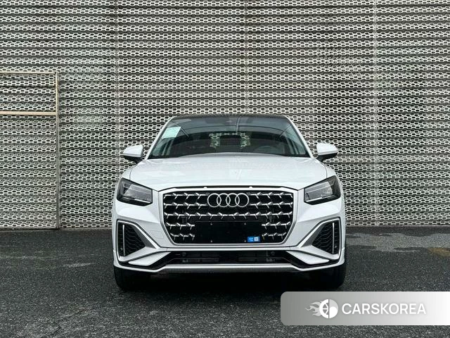 Audi Q2L 2025 Белый из Китая, фото 3
