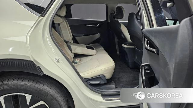 Kia EV6 2022 Жемчужный цвет из Кореи, фото 3