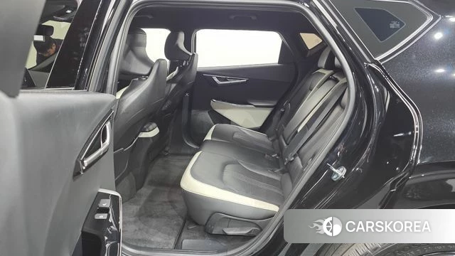 Kia EV6 2023 Черный из Кореи, фото 3