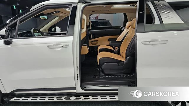 Kia Carnival 4th generation 2023 Белый из Кореи, фото 3