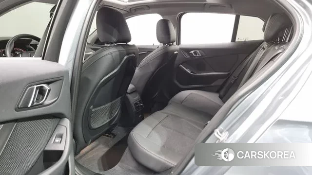 BMW 1 Series (F40) 2023 Серый из Кореи, фото 3