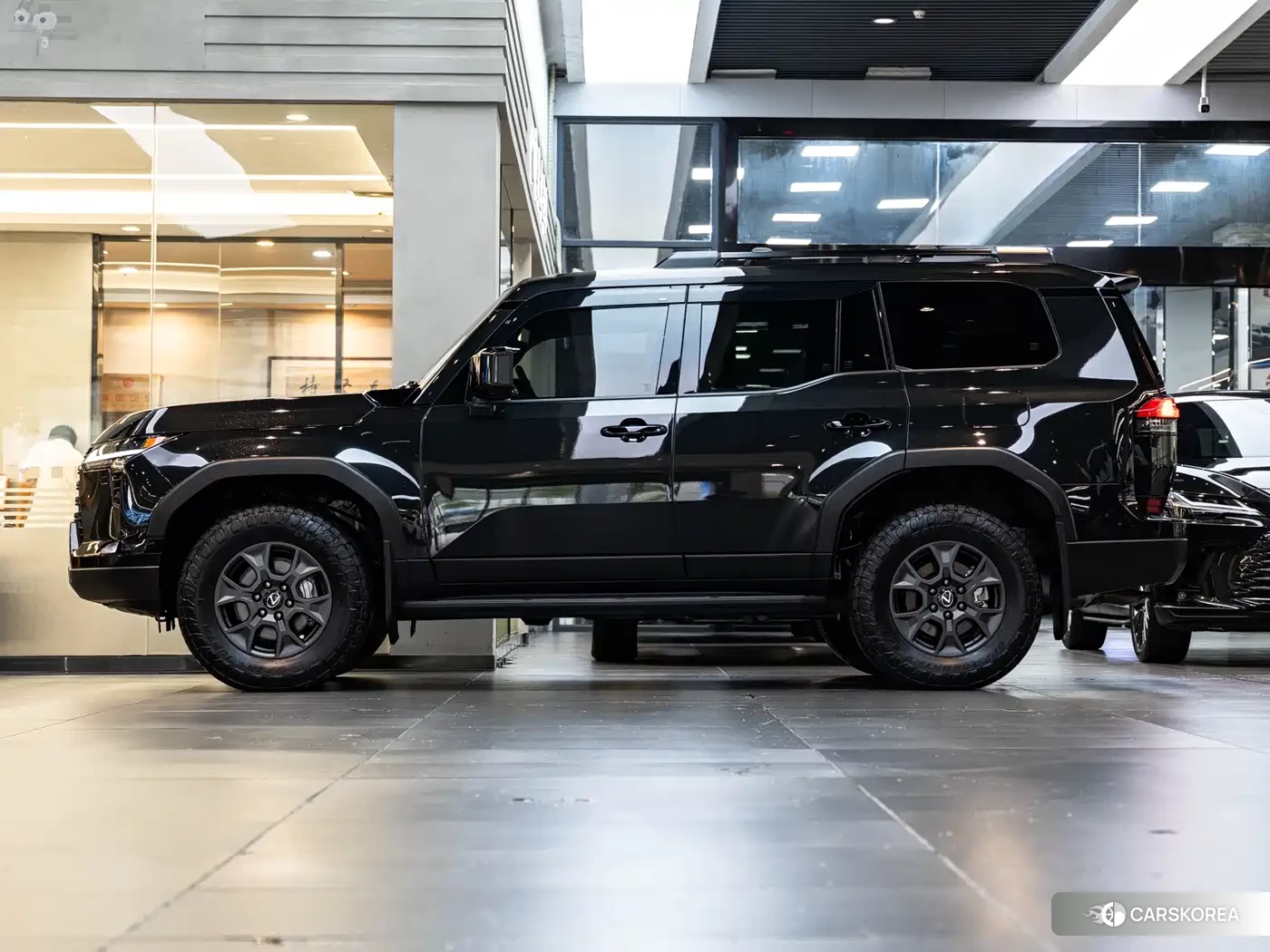 Lexus GX 2025 Черный из Китая, фото 4