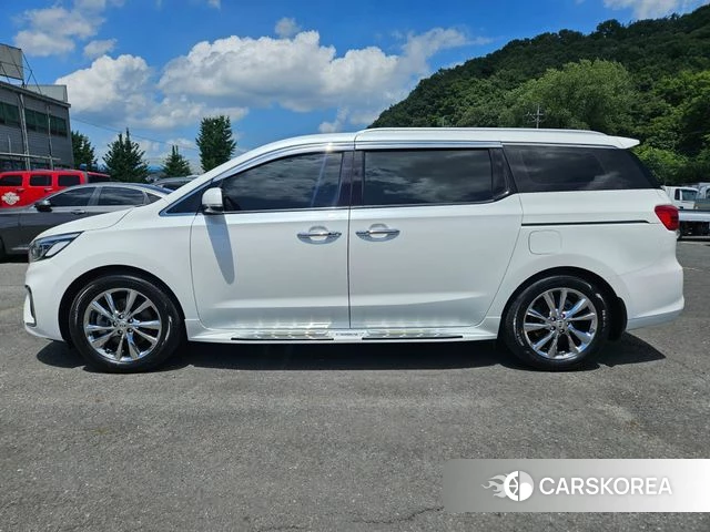 Kia The New Carnival 2020 Белый из Кореи, фото 3