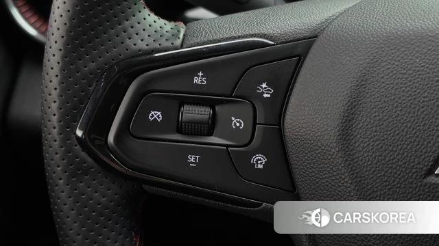 Chevrolet (GM Daewoo) Trax Crossover 2024 Белый из Кореи, фото 3