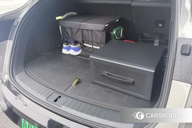 Xiaomi Car Xiaomi YU7 2025 Серебристо-серый из Китая, фото 3