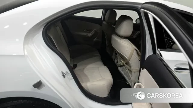 Mercedes-Benz A-Class W177 2022 Белый из Кореи, фото 3