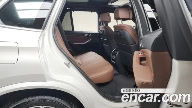 BMW X5 (G05) id 2700856 из Кореи 3