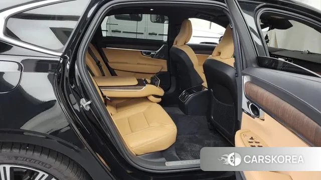 Volvo S90 2023 Черный из Кореи, фото 3