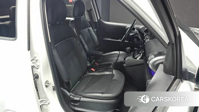 Hyundai Casper 2022 Белый из Кореи, фото 3