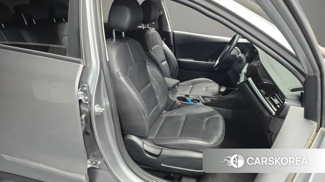 Kia The New Niro 2021 Серебристо-серый из Кореи, фото 3