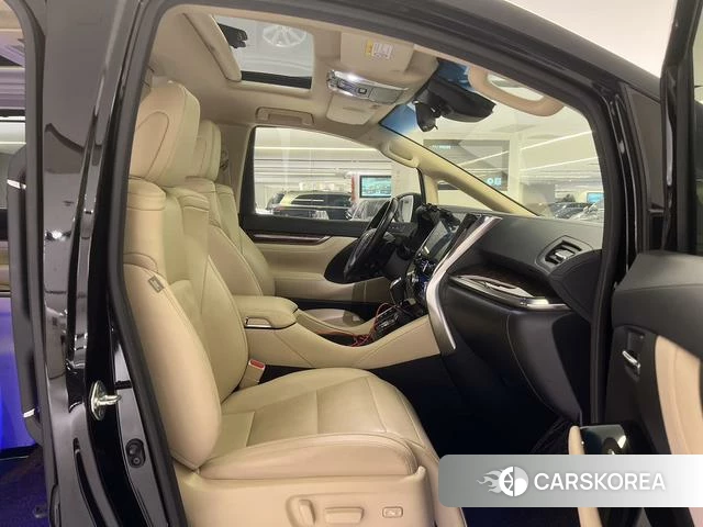 Toyota Elfa 2023 Черный из Китая, фото 3