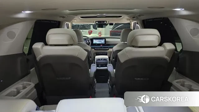 Kia The New Carnival 4th Generation 2025 Серебристо-серый из Кореи, фото 3