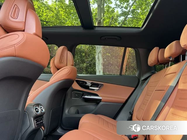 Mercedes-Benz GLC 2024 Черный из Китая, фото 3