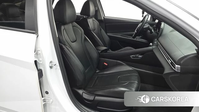 Hyundai Avante (CN7) 2021 Белый из Кореи, фото 3