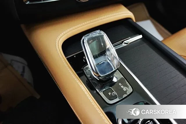 Volvo XC90 second Generation 2021 Белый из Кореи, фото 3