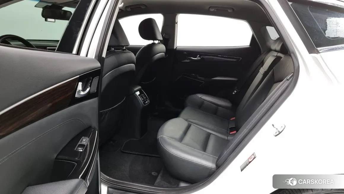 Kia Come New K7 2018 Белый из Кореи, фото 3