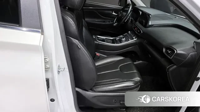 Hyundai The New Santa Fe 2021 Белый из Кореи, фото 3