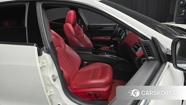 Maserati Ghibli 2018 Белый из Кореи, фото 3