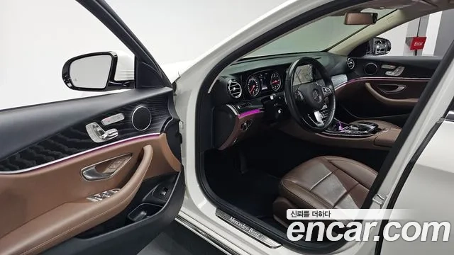 Mercedes-Benz E-Class W213 2018 Белый из Кореи, фото 3