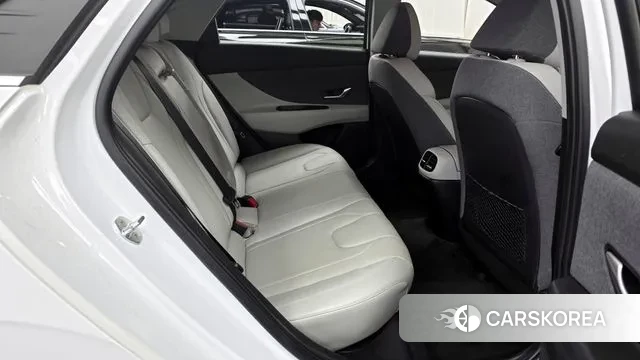 Hyundai Avante (CN7) 2021 Белый из Кореи, фото 3