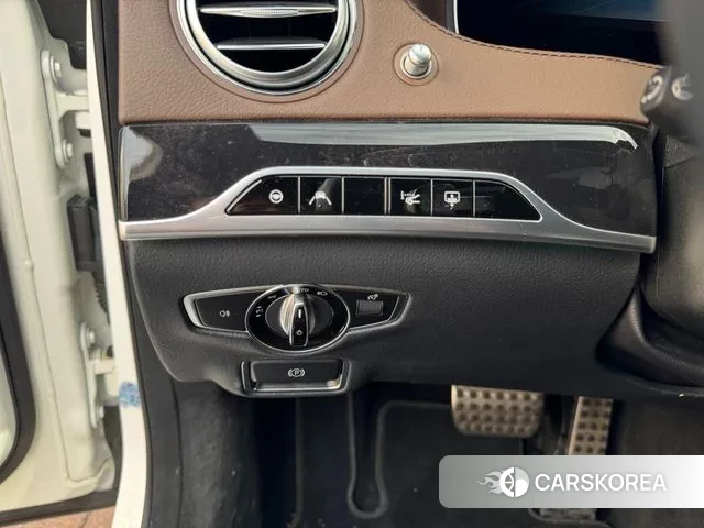 Mercedes-Benz S-Class W222 2018 Белый из Кореи, фото 3