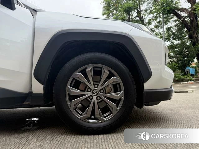 Toyota RAV4 Rongfang 2024 Белый из Китая, фото 3