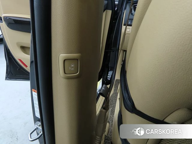 Kia The New Carnival 2018 Черный из Кореи, фото 3