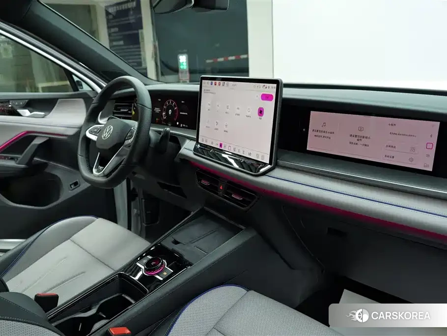 Volkswagen Tayron 2025 Белый из Китая, фото 3
