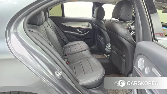 Mercedes-Benz E-Class W213 2019 Серый из Кореи, фото 3