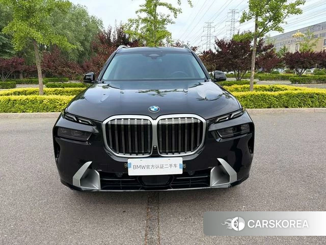 BMW X7 2025 Черный из Китая, фото 3