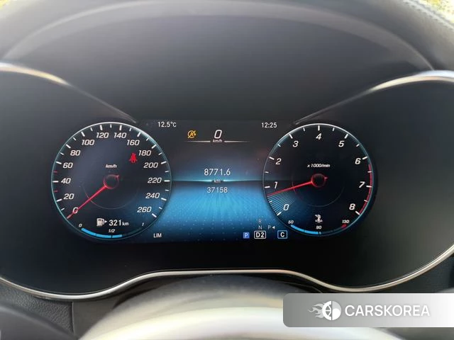 Mercedes-Benz GLC 2021 Белый из Китая, фото 3