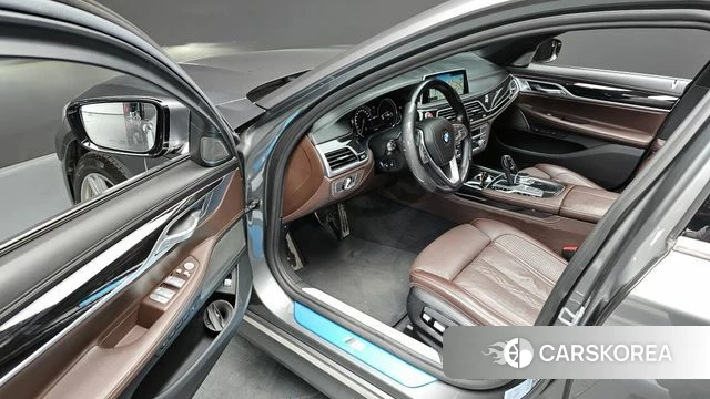 BMW 7 Series (G11) 2018 Серый из Кореи, фото 3
