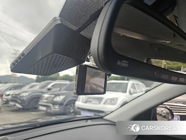 Kia Niro 2018 Черный из Кореи, фото 3