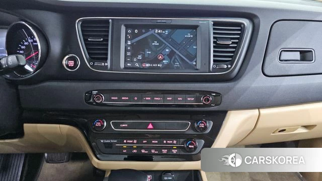 Kia The New Carnival 2018 Черный из Кореи, фото 3