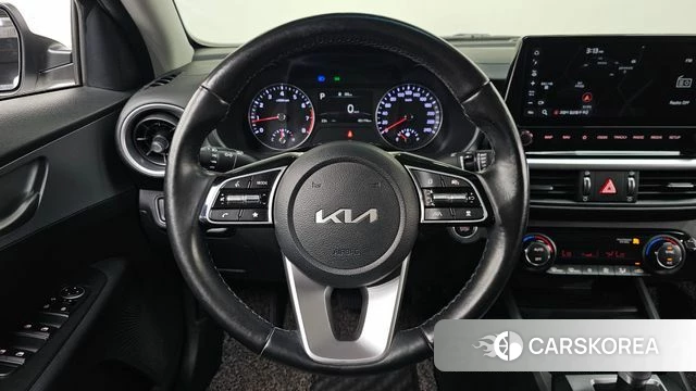 Kia The New K3 2nd generation 2021 Белый из Кореи, фото 3