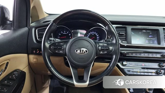 Kia The New Carnival 2018 Черный из Кореи, фото 3