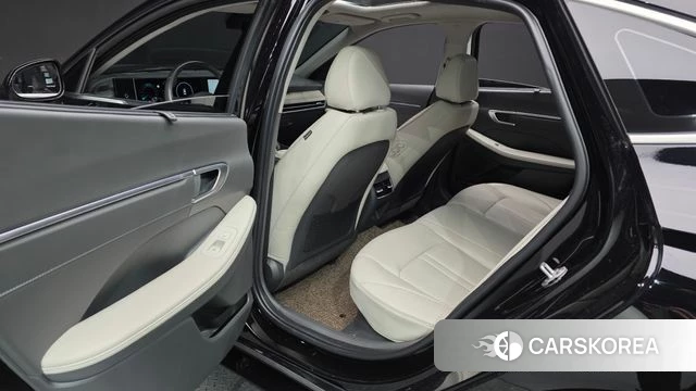 Hyundai Sonata D Edge Hybrid (DN8) 2024 Черный из Кореи, фото 3
